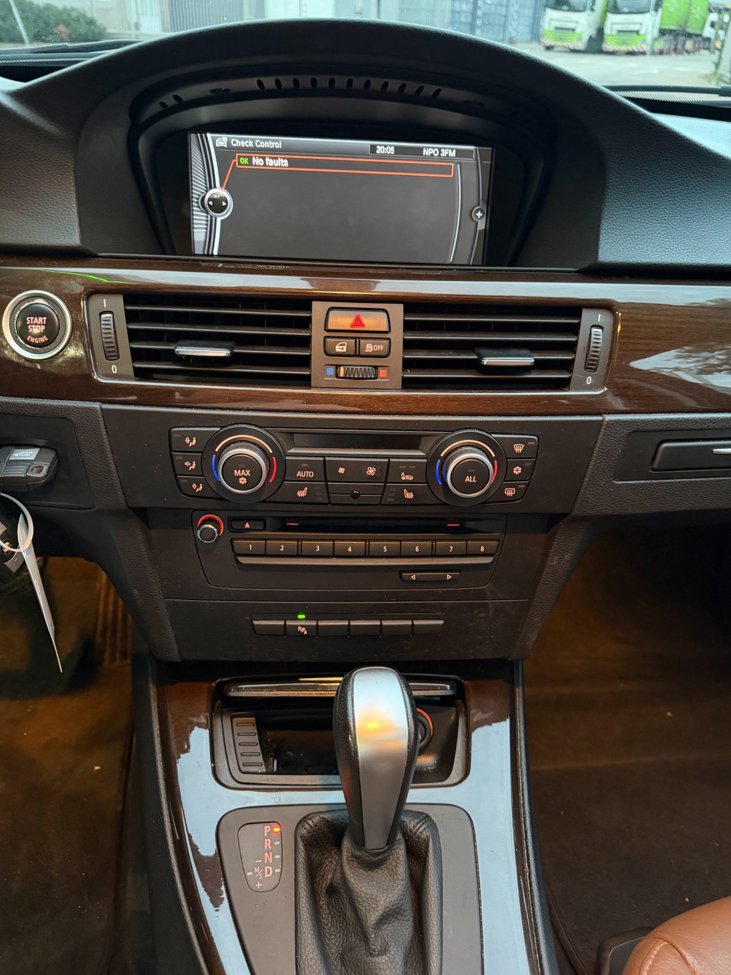 Foto van BMW 318i
