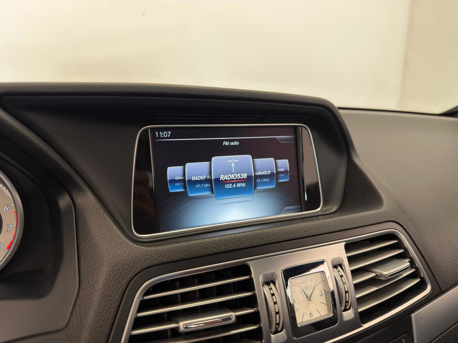 Foto van Mercedes-Benz E 200
