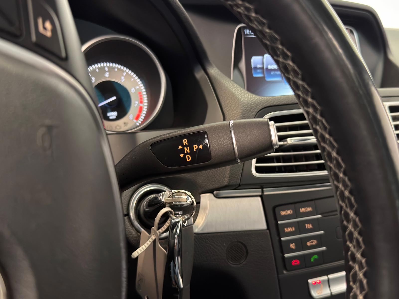 Foto van Mercedes-Benz E 200