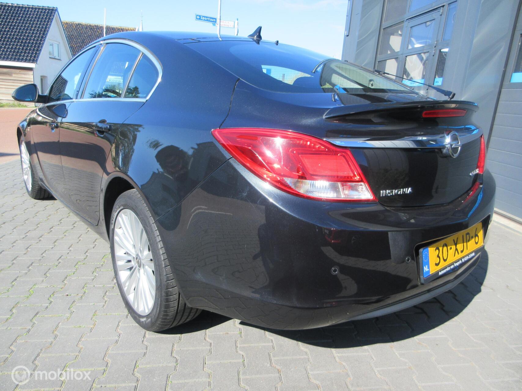 Foto van Opel Insignia Limousine HB