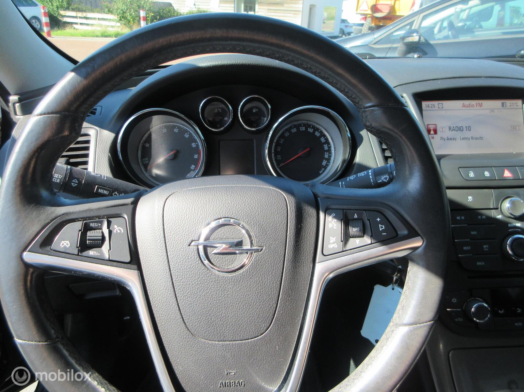 Foto van Opel Insignia Limousine HB