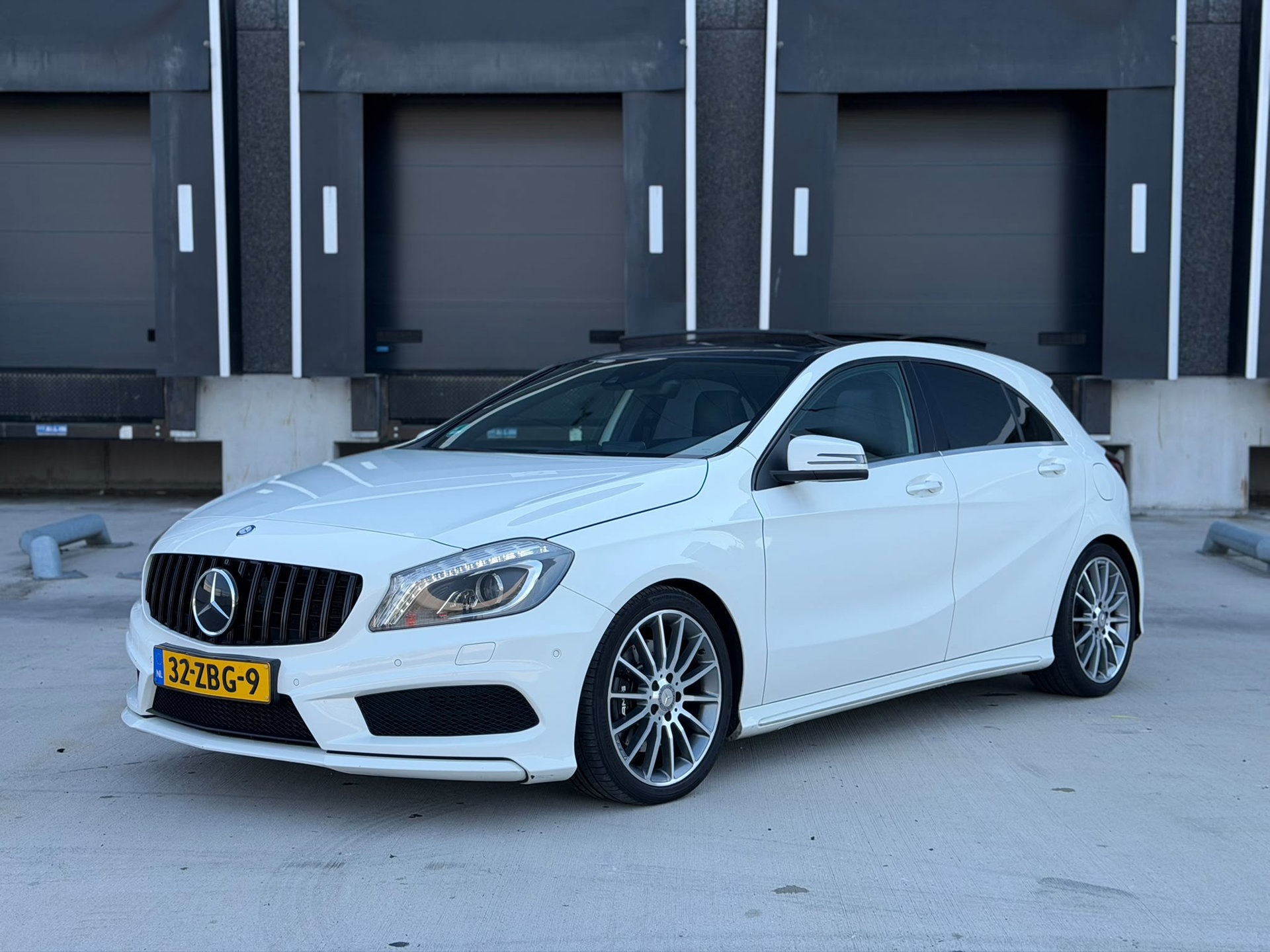 Foto van Mercedes-Benz A 250