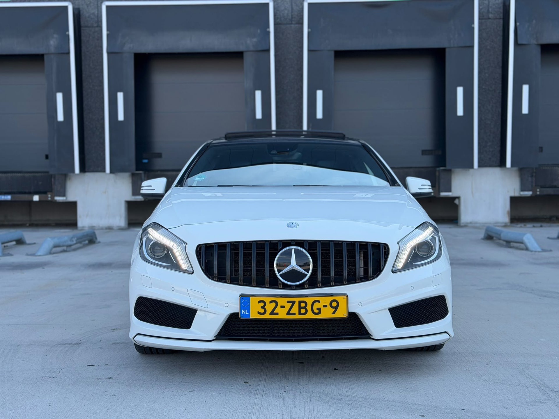 Foto van Mercedes-Benz A 250