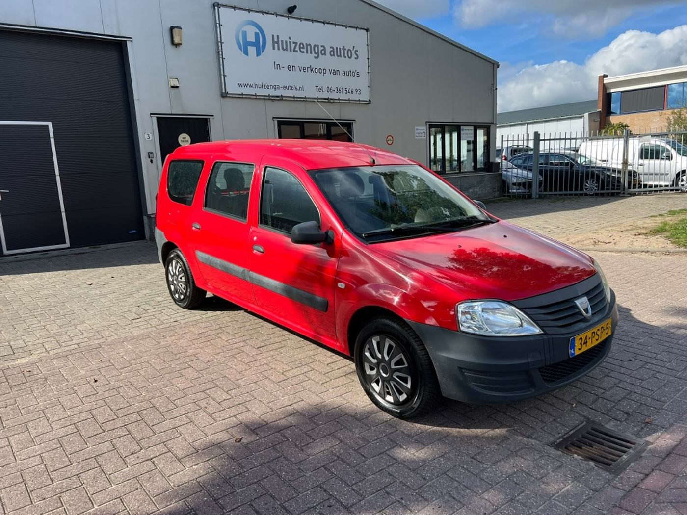 Dacia Logan 1.6 MPI| BJ:2011| EXPORT! 2011 - voorkant