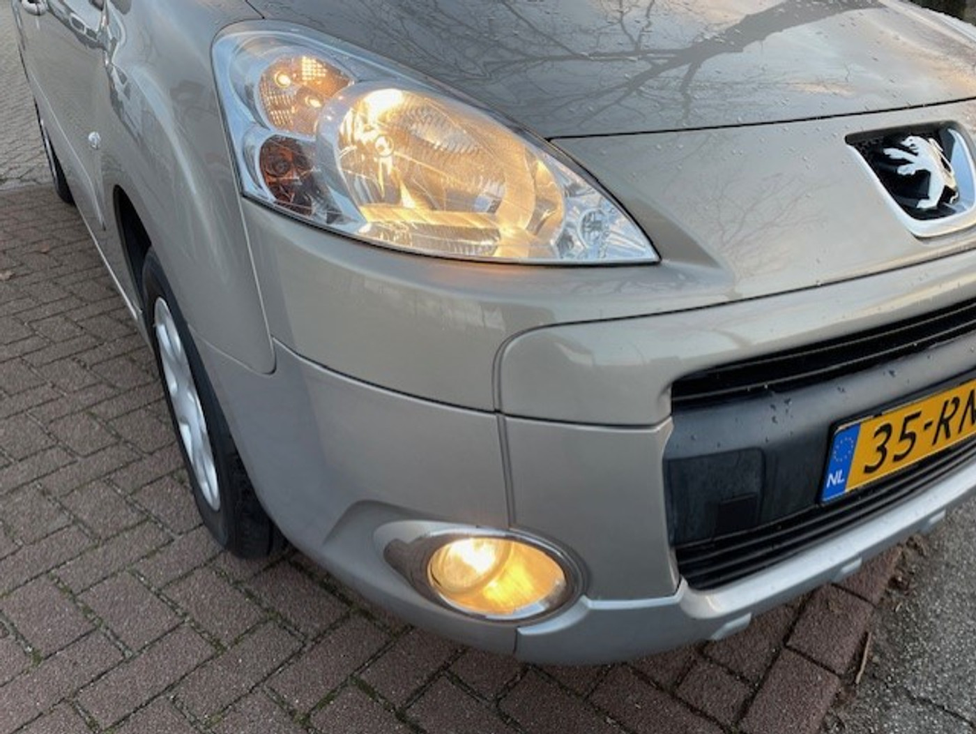 Foto van Peugeot Partner