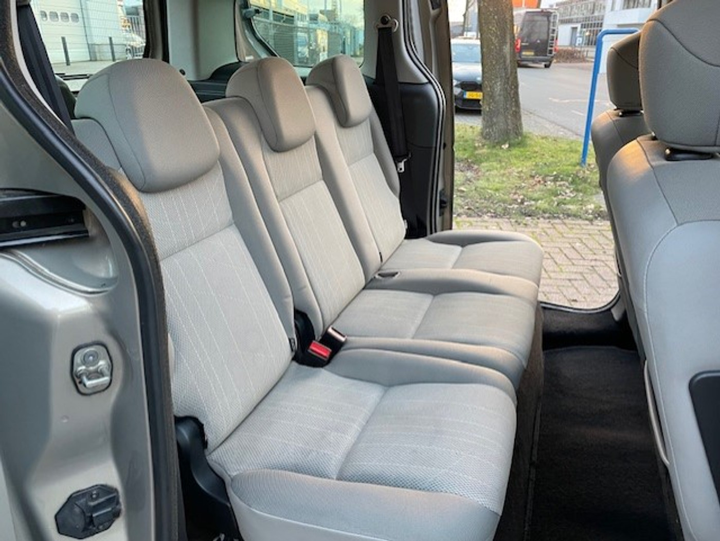 Foto van Peugeot Partner
