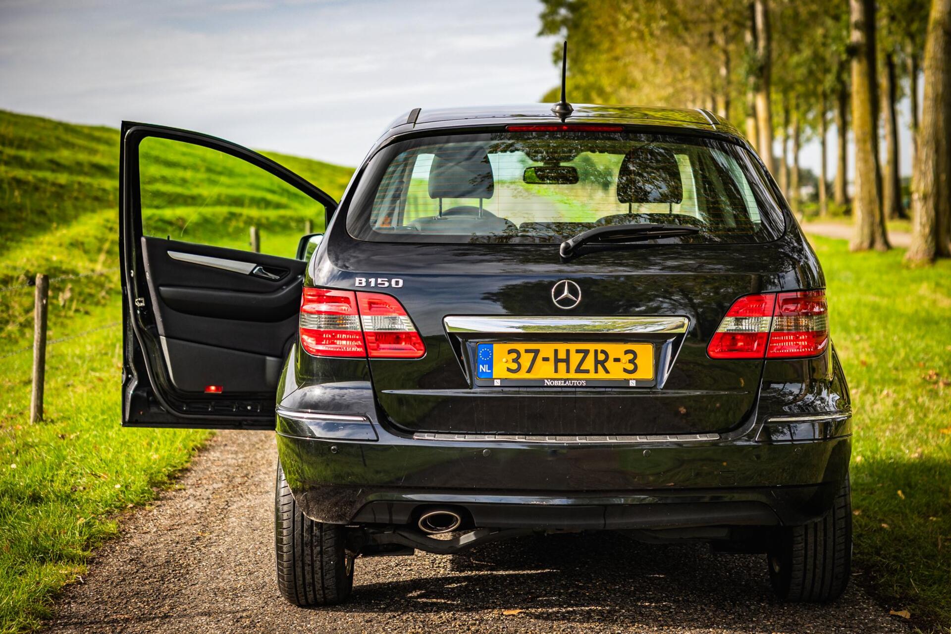 Foto van Mercedes-Benz B 150