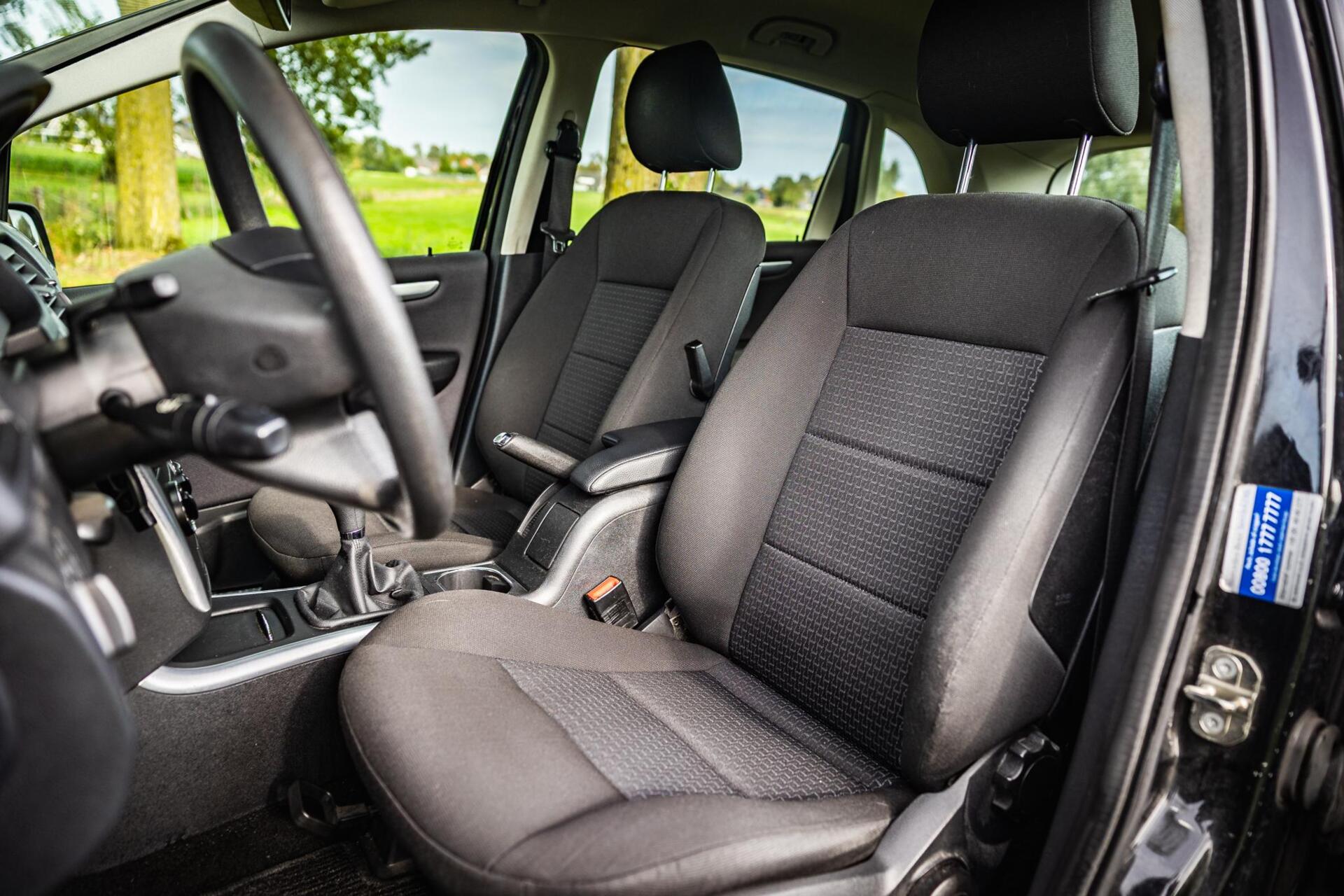 Foto van Mercedes-Benz B 150