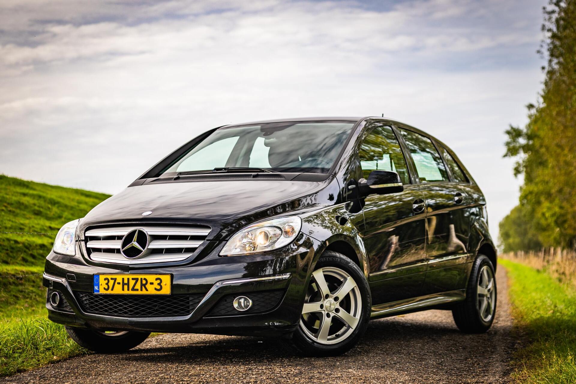 Foto van Mercedes-Benz B 150