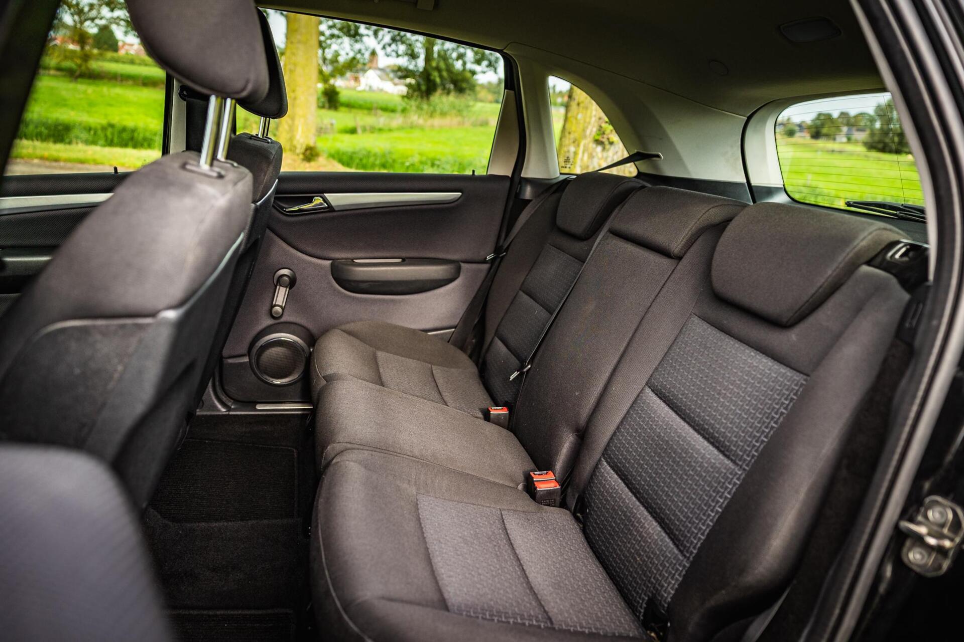 Foto van Mercedes-Benz B 150
