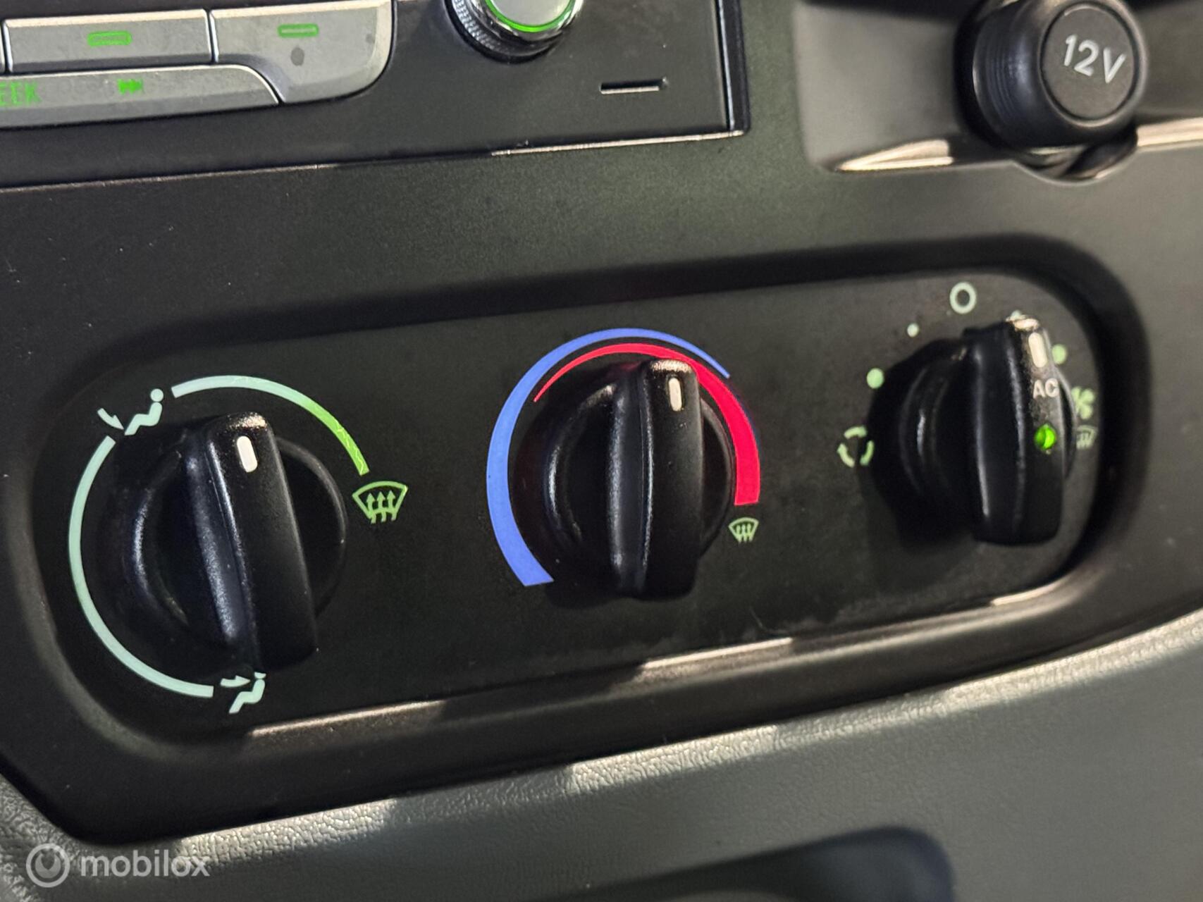 Foto van Ford Tourneo