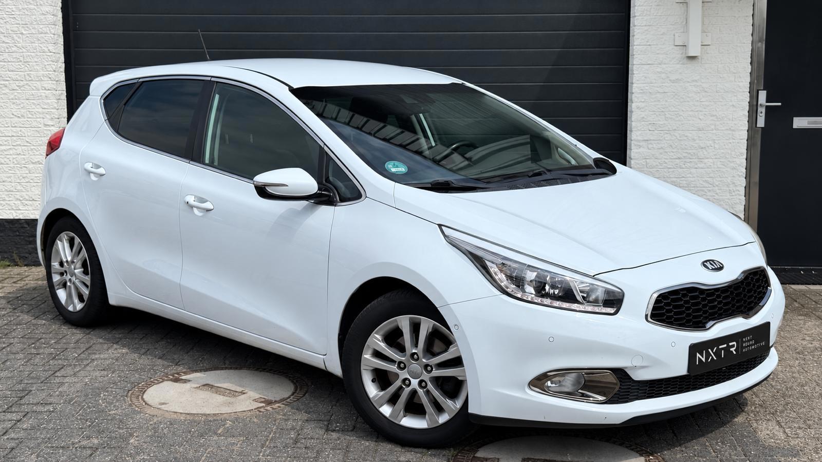 Foto van Kia Cee D