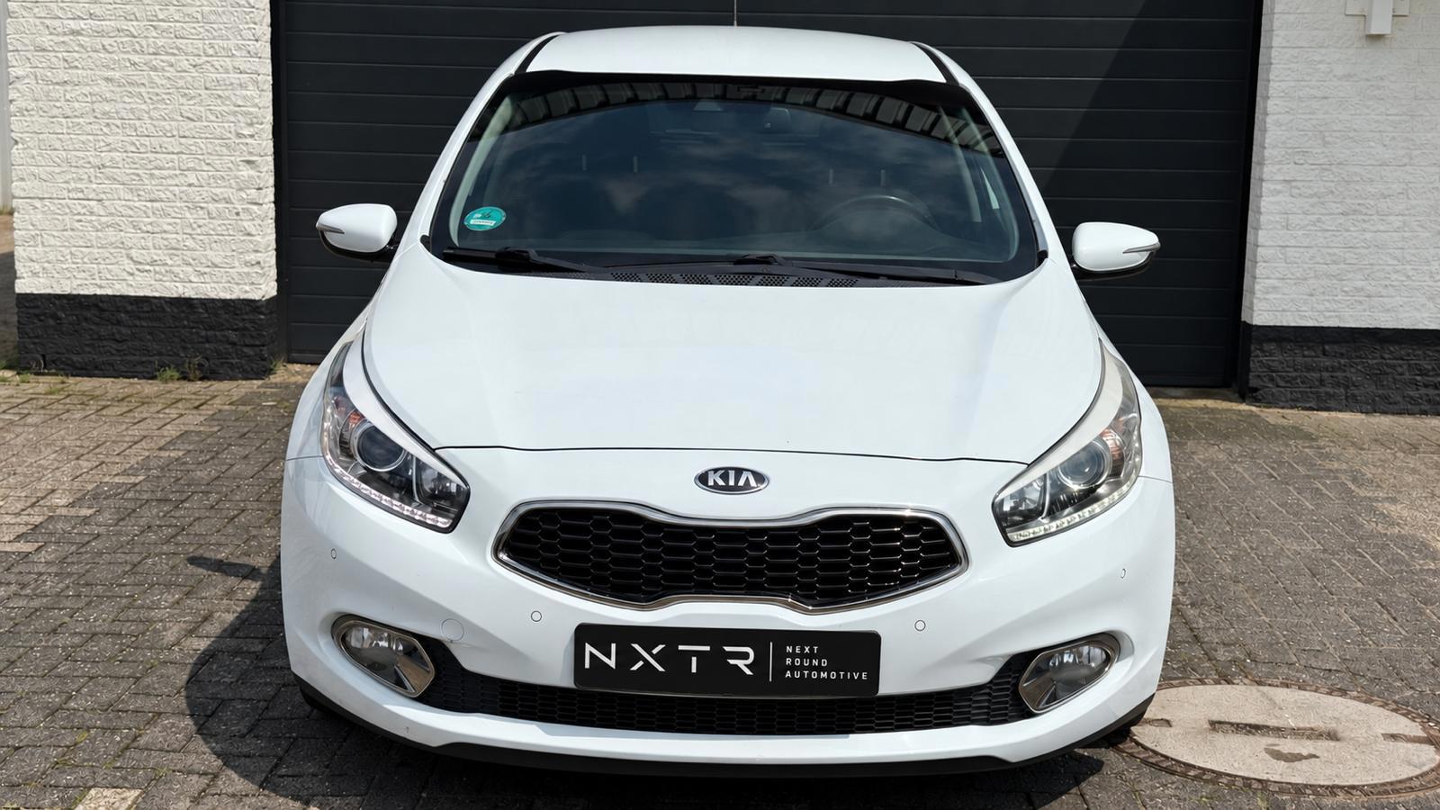 Foto van Kia Cee D