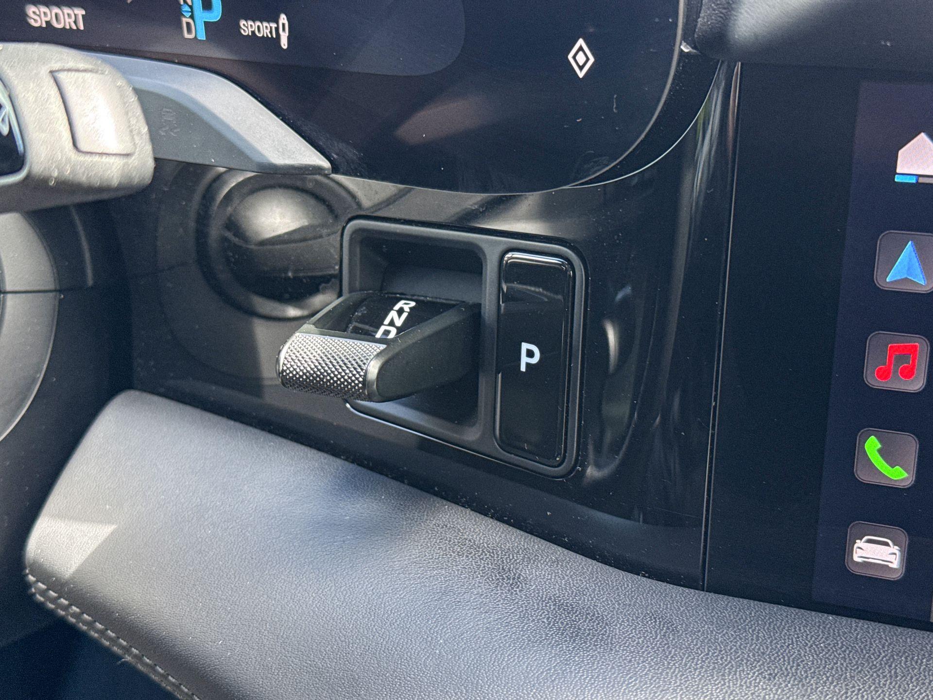 Foto van Porsche Taycan 4