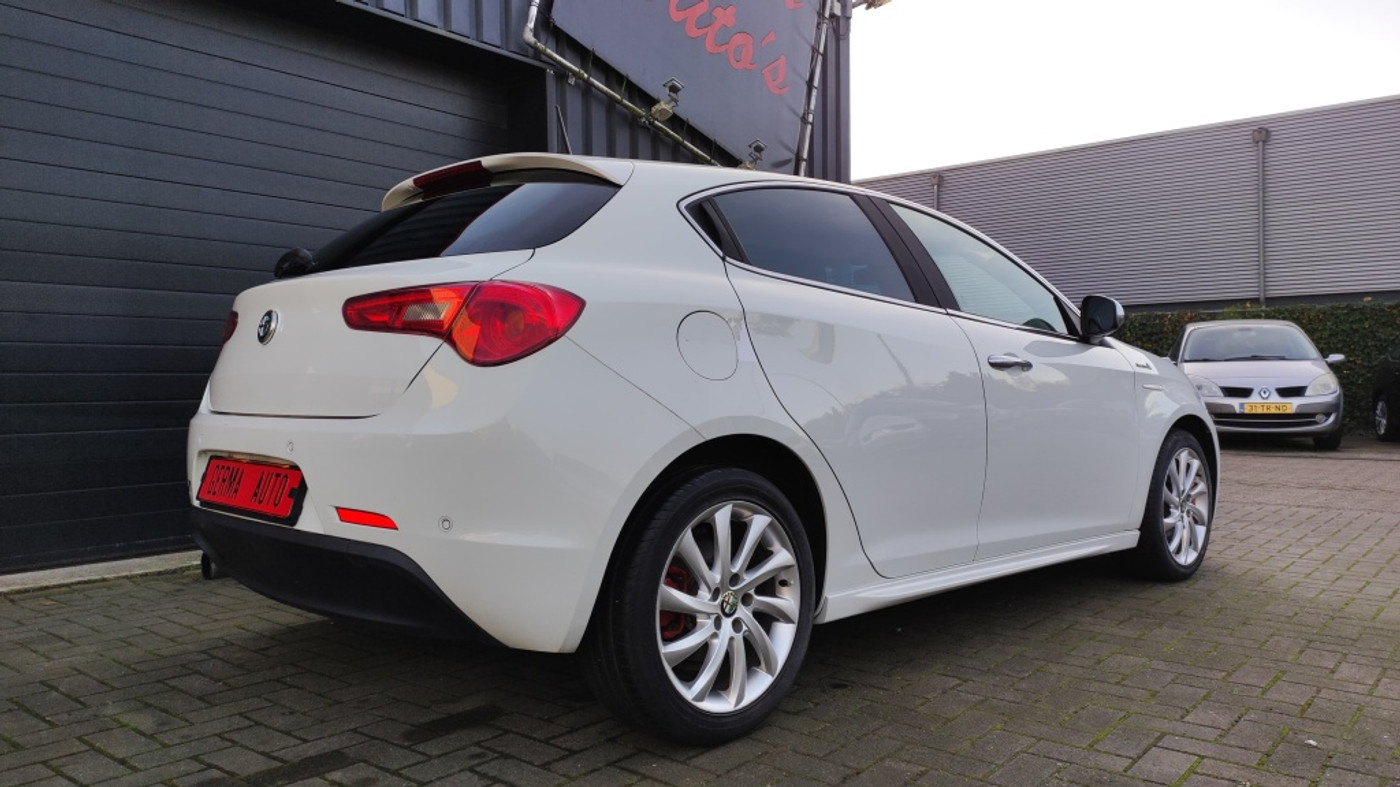 Foto van Alfa Romeo Alfa Giulietta