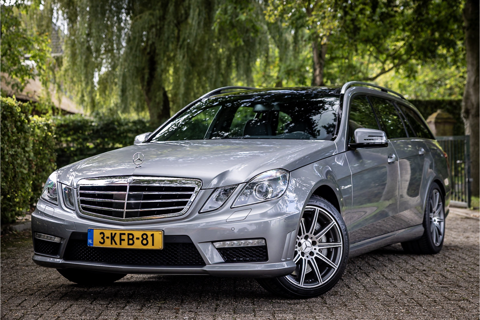 Mercedes-Benz E-klasse Estate AMG 63 2013 - voorkant