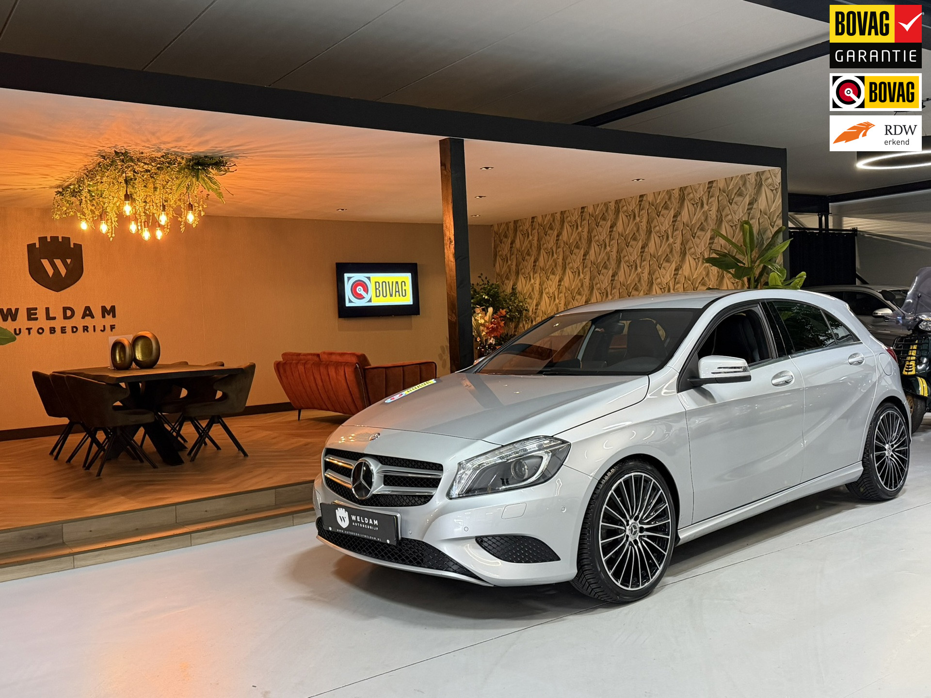 Mercedes-Benz A-klasse 180 Edition Navigatie 4U3 2013 - voorkant
