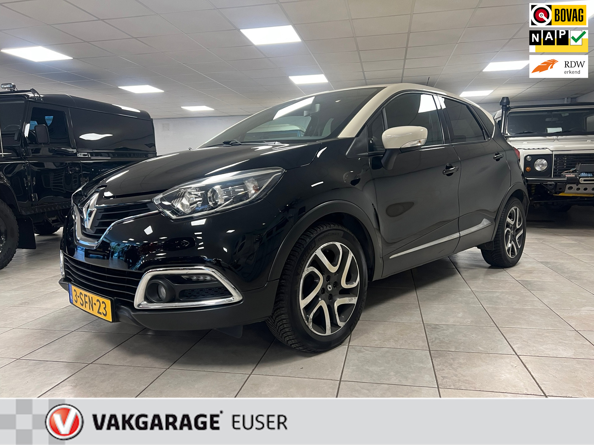 Renault Captur 0.9 TCe Dynamique. Dealer onderhouden, Navigatie, Climate controle, Cruise controle. 2013 - voorkant