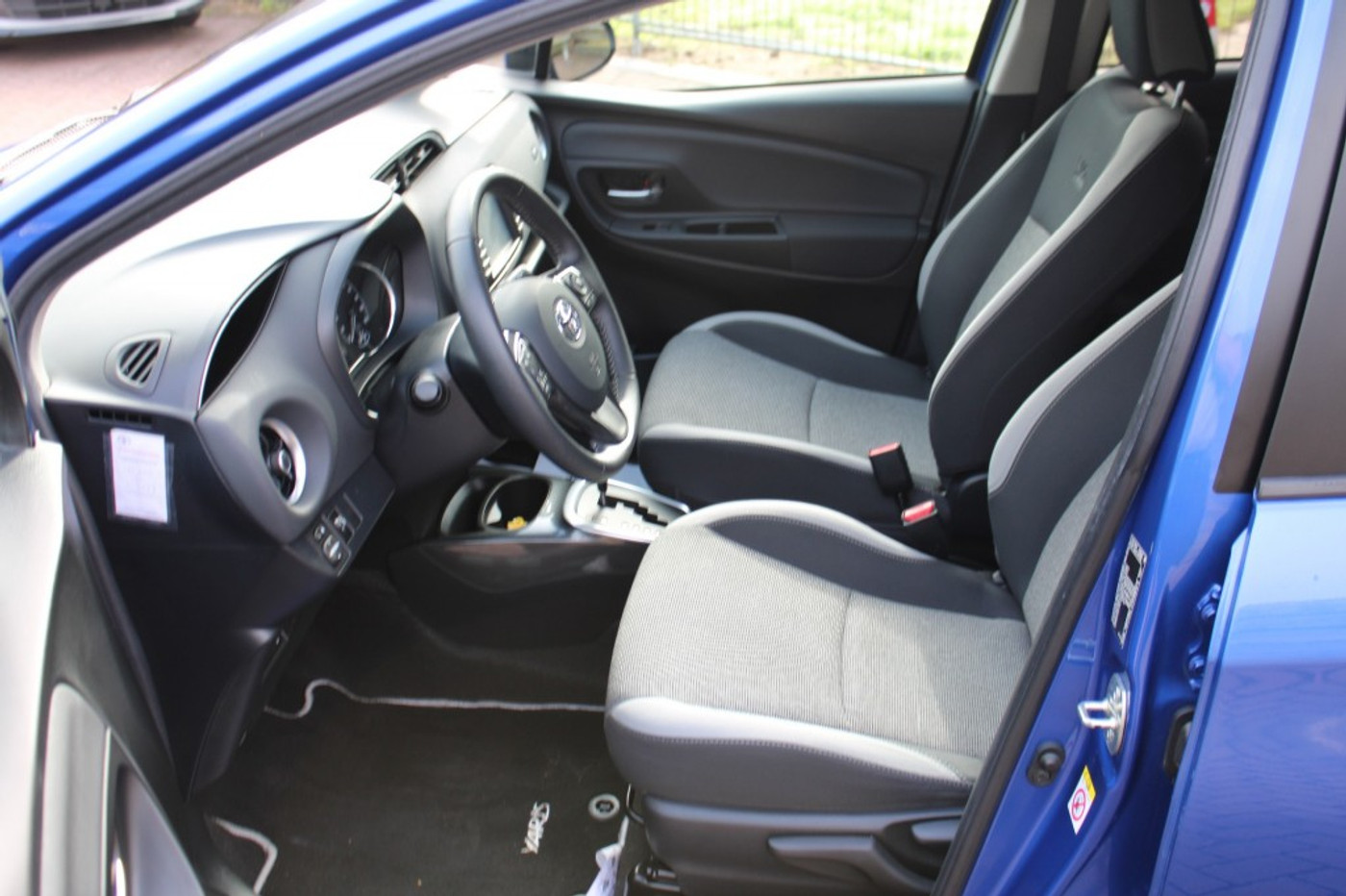 Foto van Toyota Toyota Yaris Hybrid