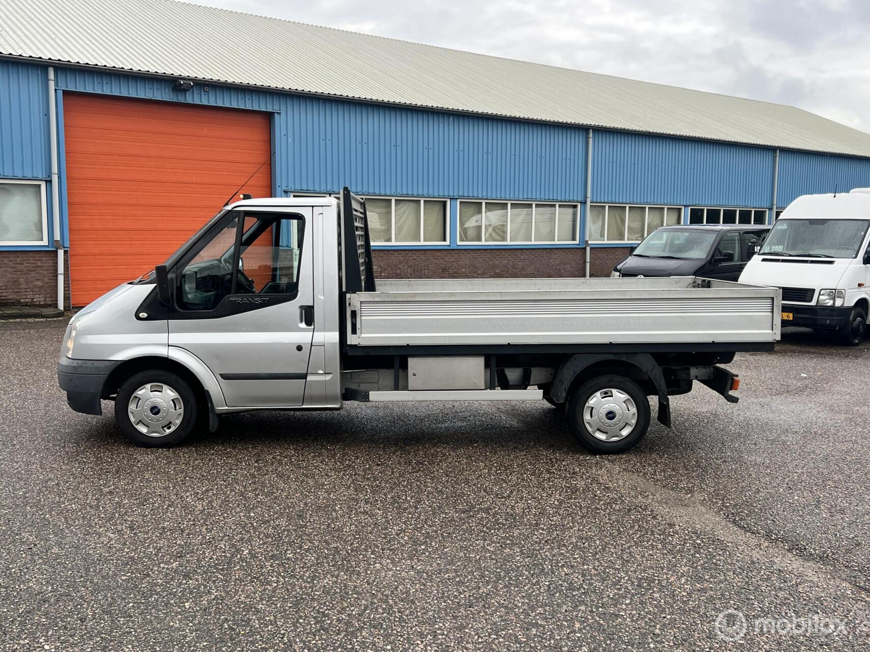Ford Transit/tourneo 330L 2.2 TDCI Ambiente DC 2012 - voorkant