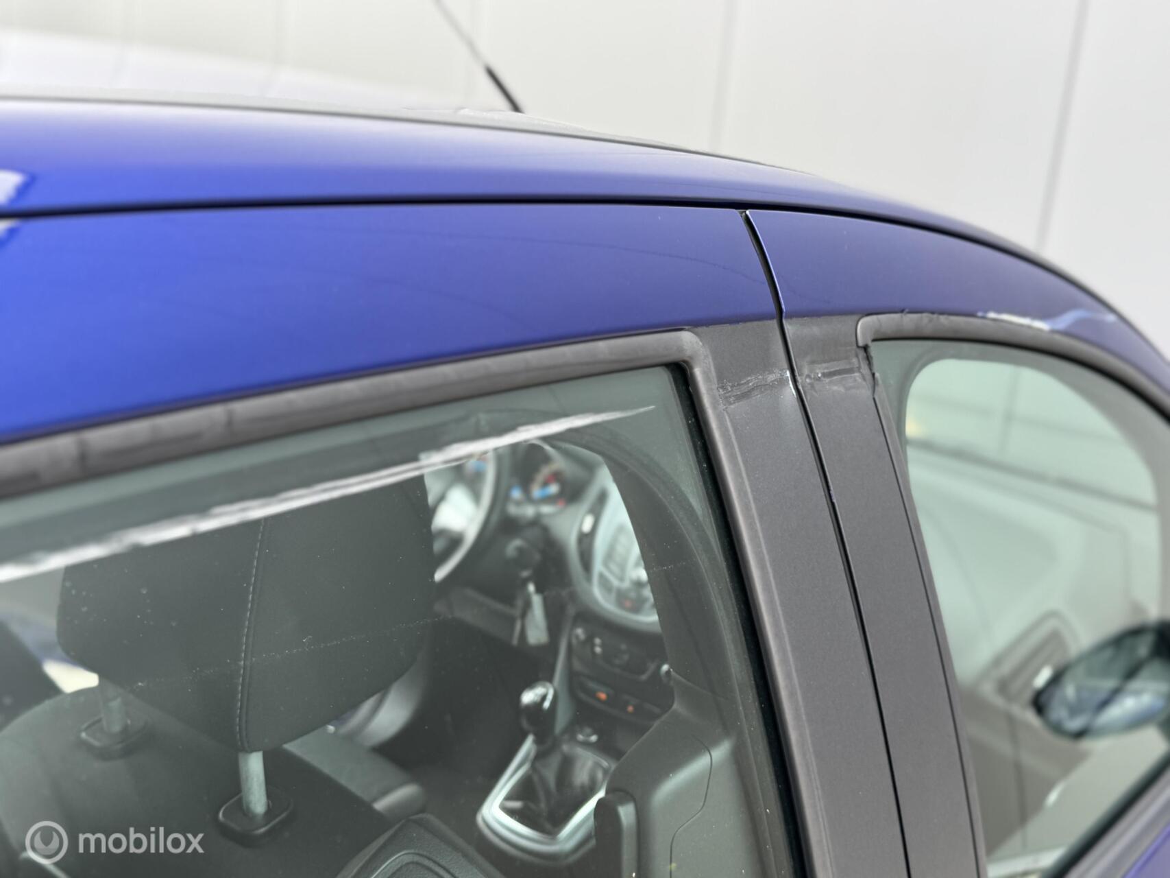 Foto van Ford B-max