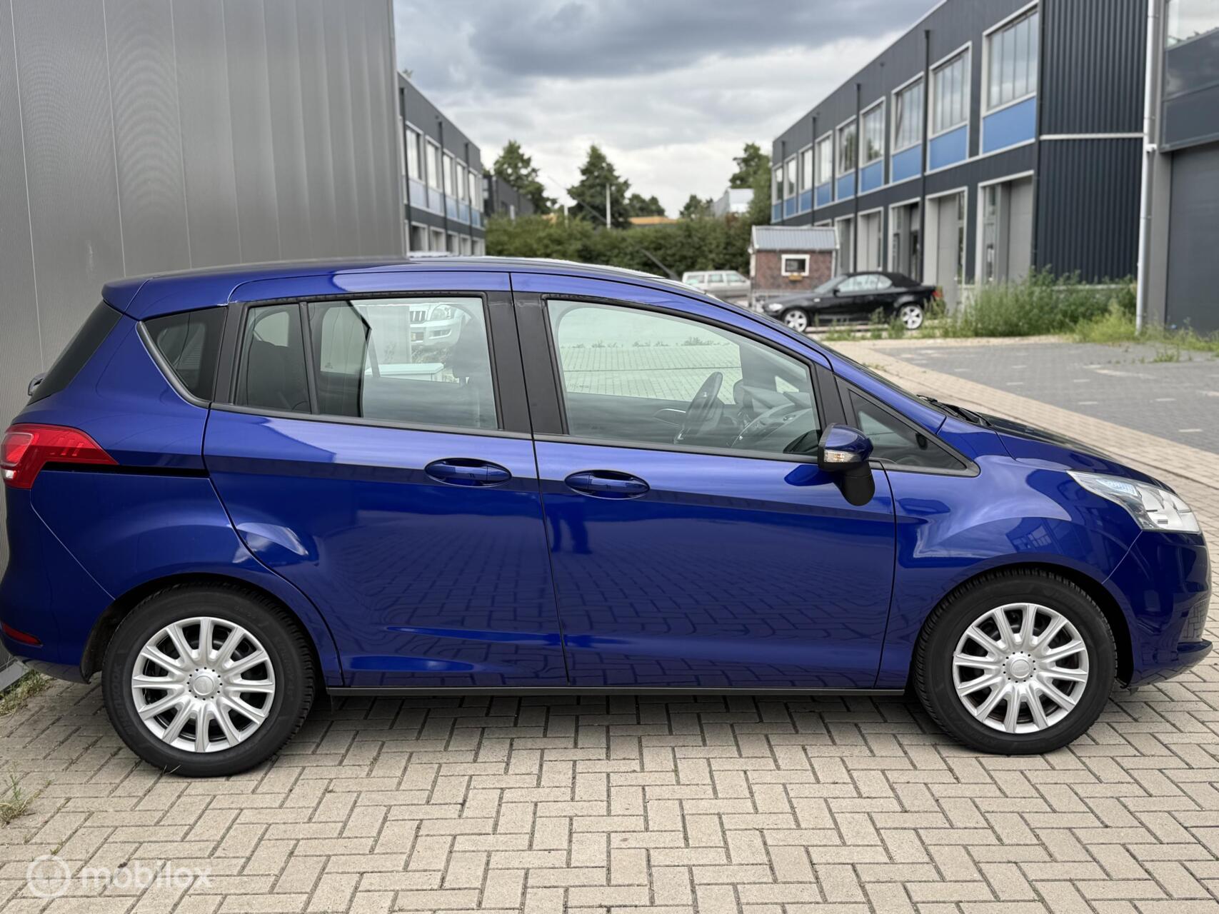 Foto van Ford B-max