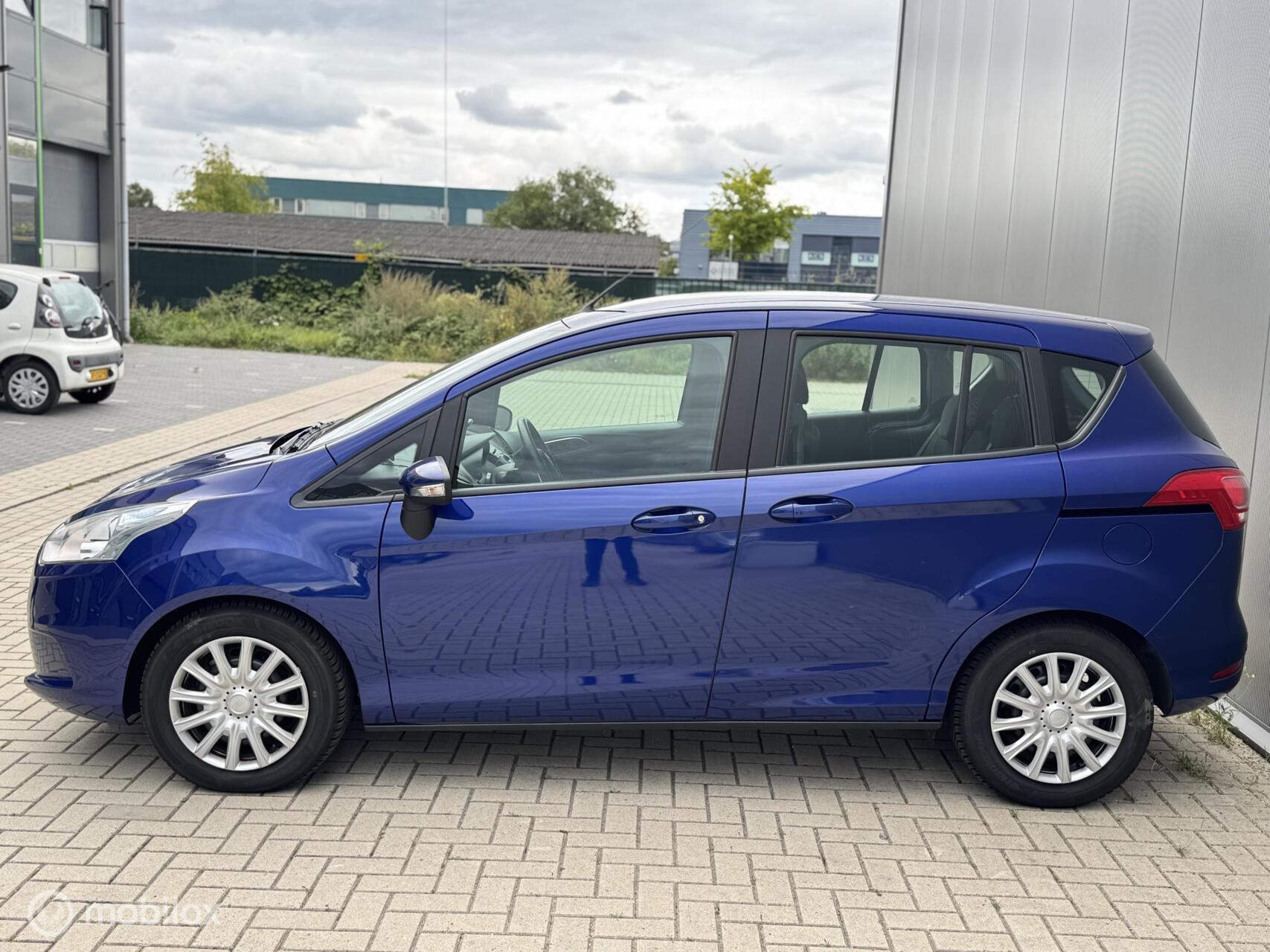 Foto van Ford B-max