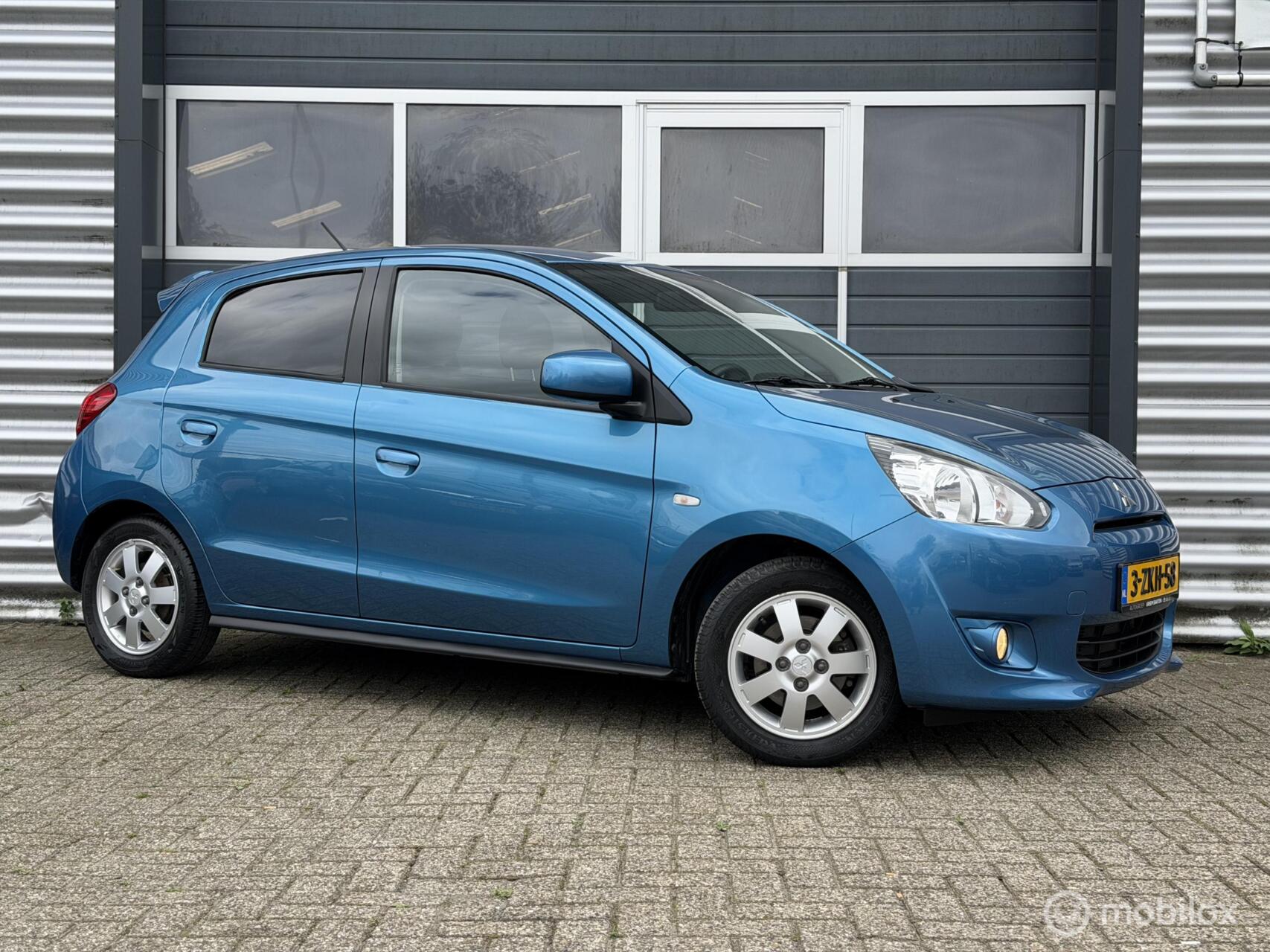Mitsubishi Mitsubishi Space Star 1.2 2015|1e Eig. & Dealer Onderhouden| 2015 - voorkant