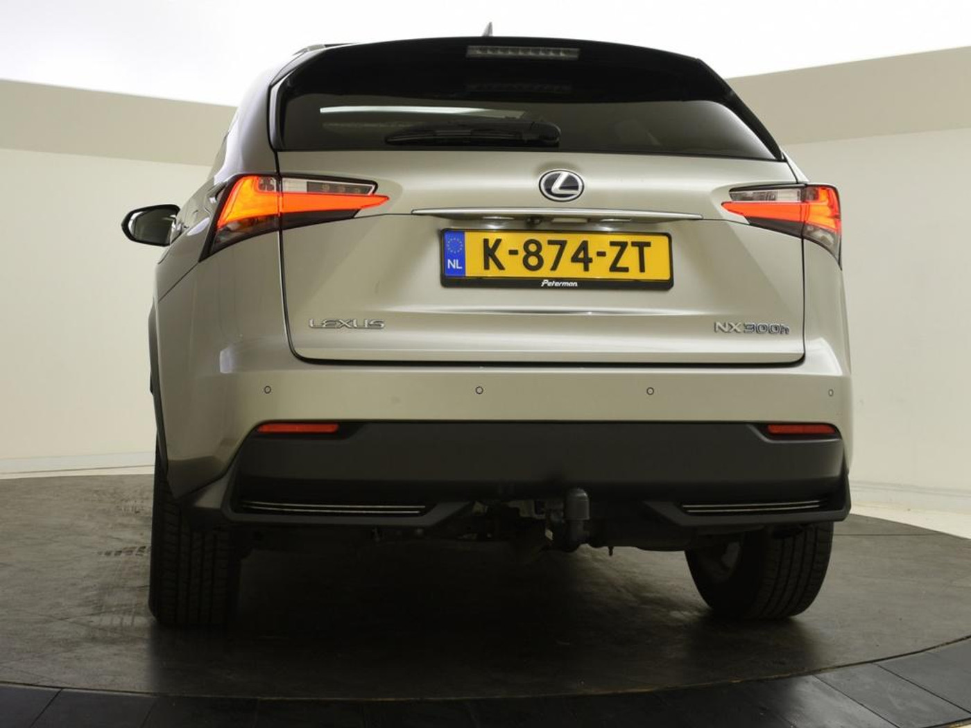 Foto van Lexus Lexus Nx300h