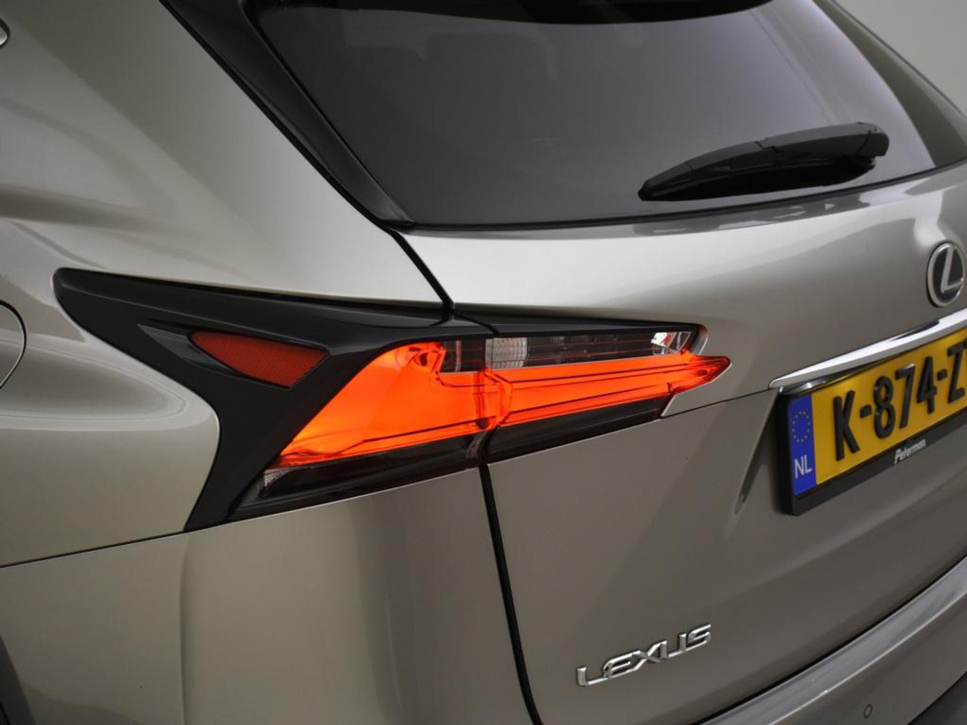 Foto van Lexus Lexus Nx300h
