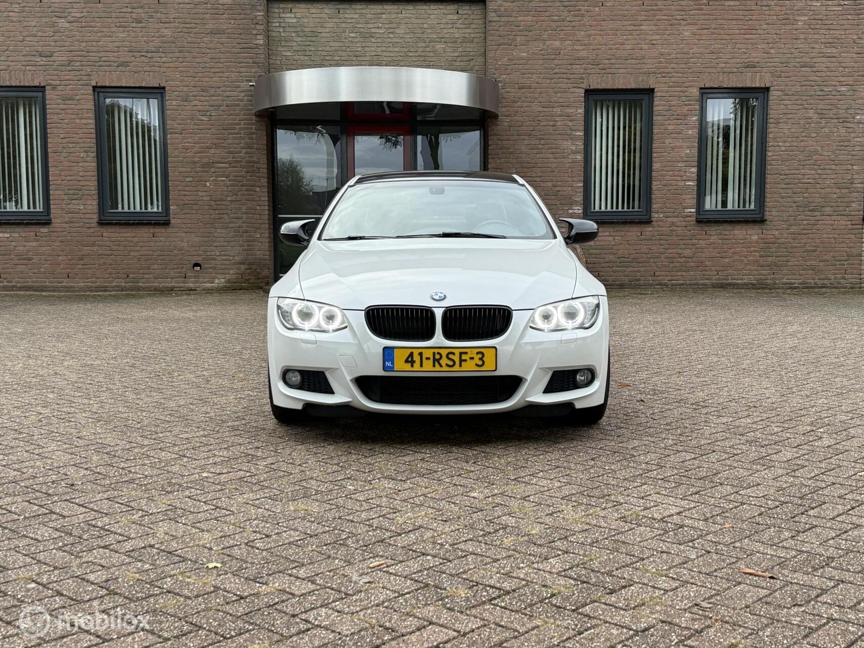 Foto van BMW 320i