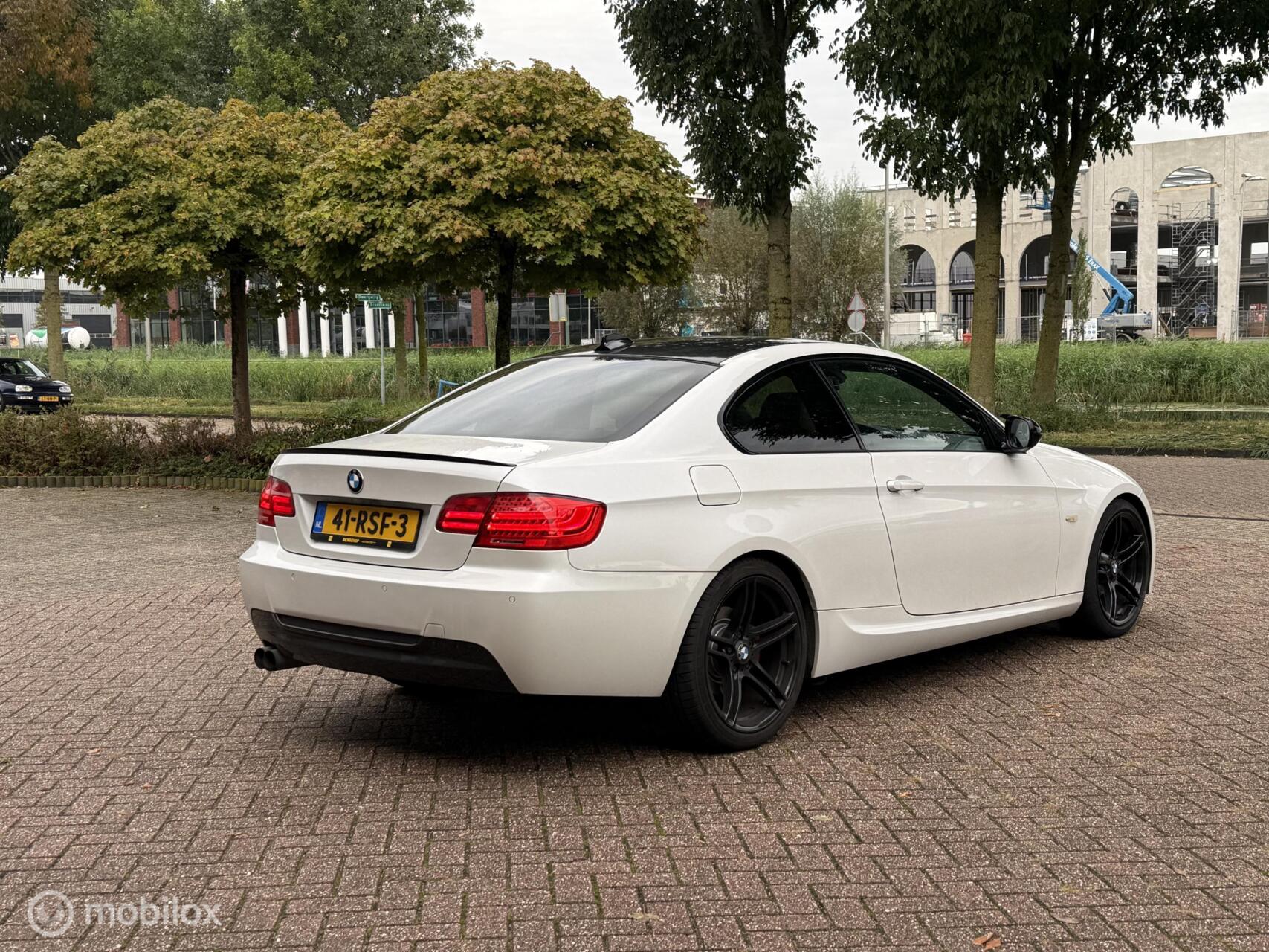 Foto van BMW 320i
