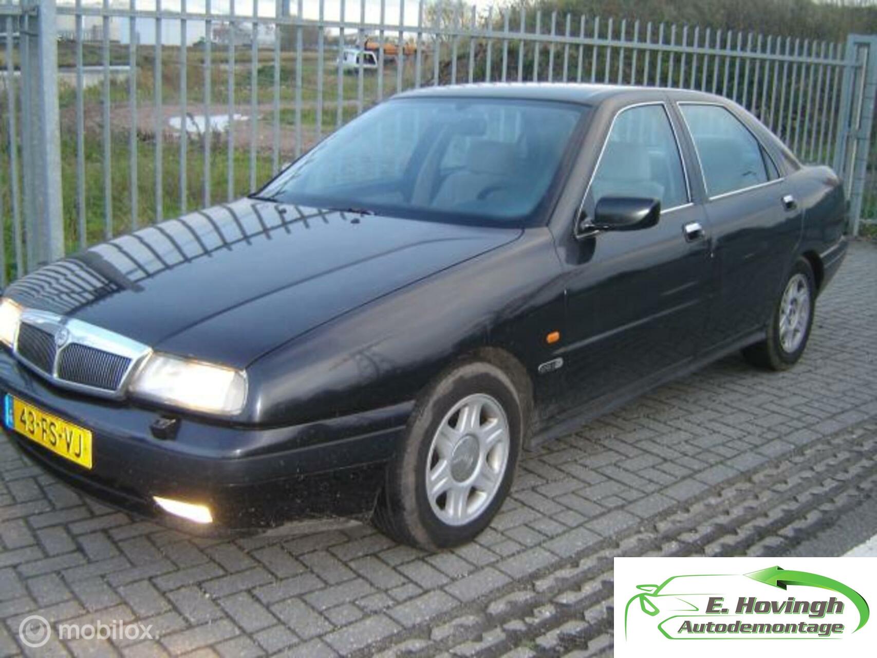 Lancia Kappa 2.4 JTD LS 2000 - voorkant