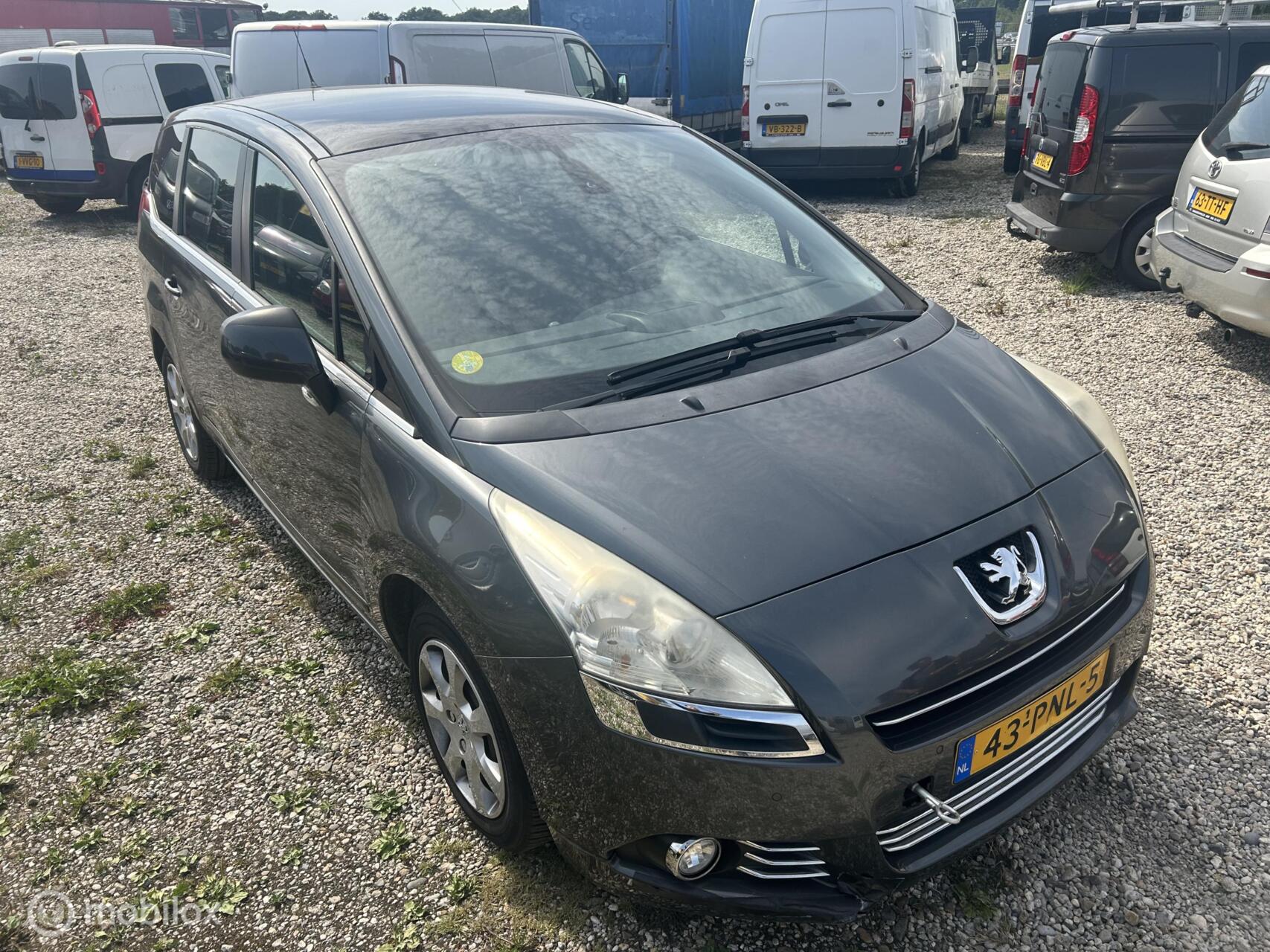 Foto van Peugeot 5008