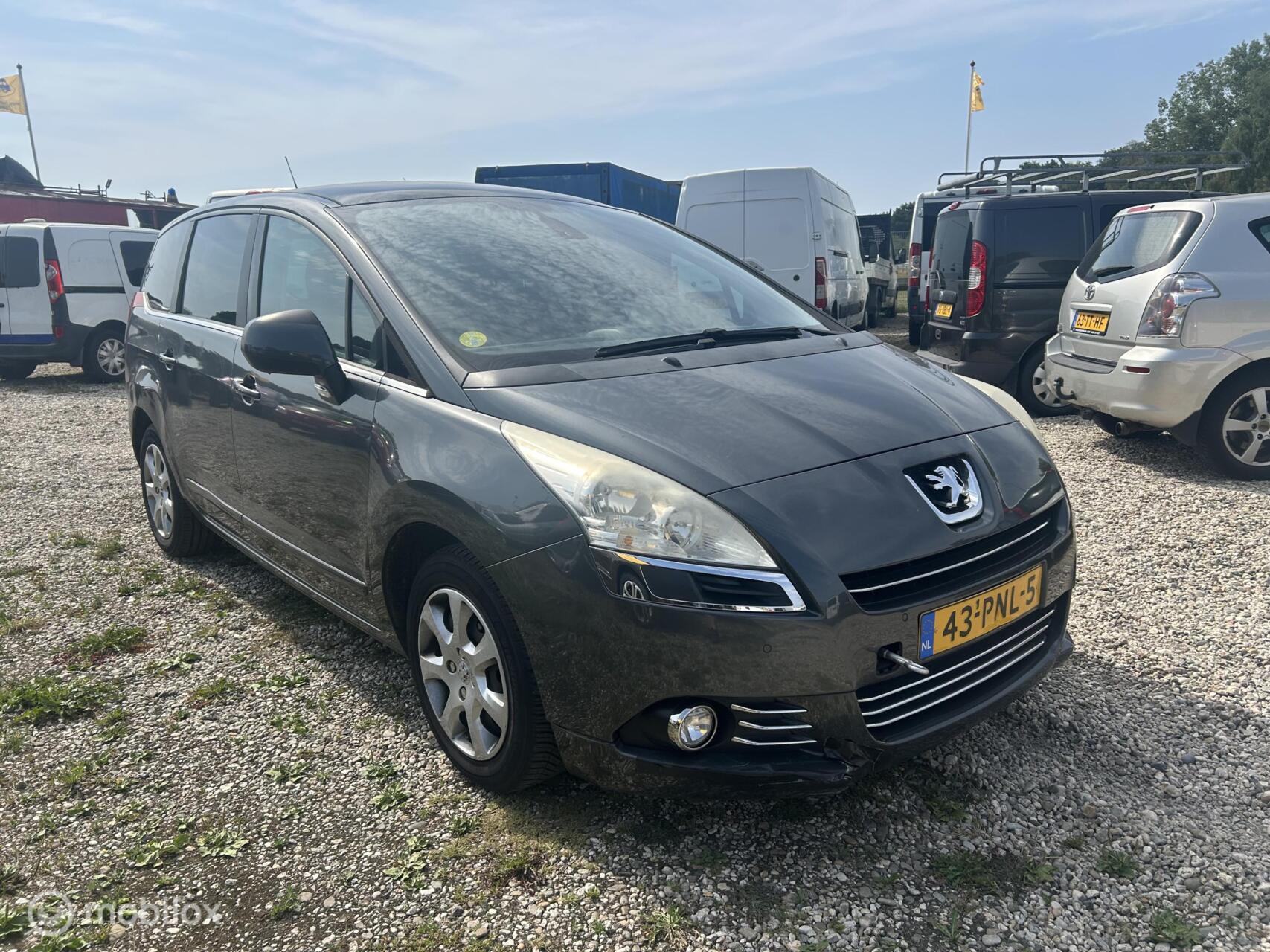 Foto van Peugeot 5008