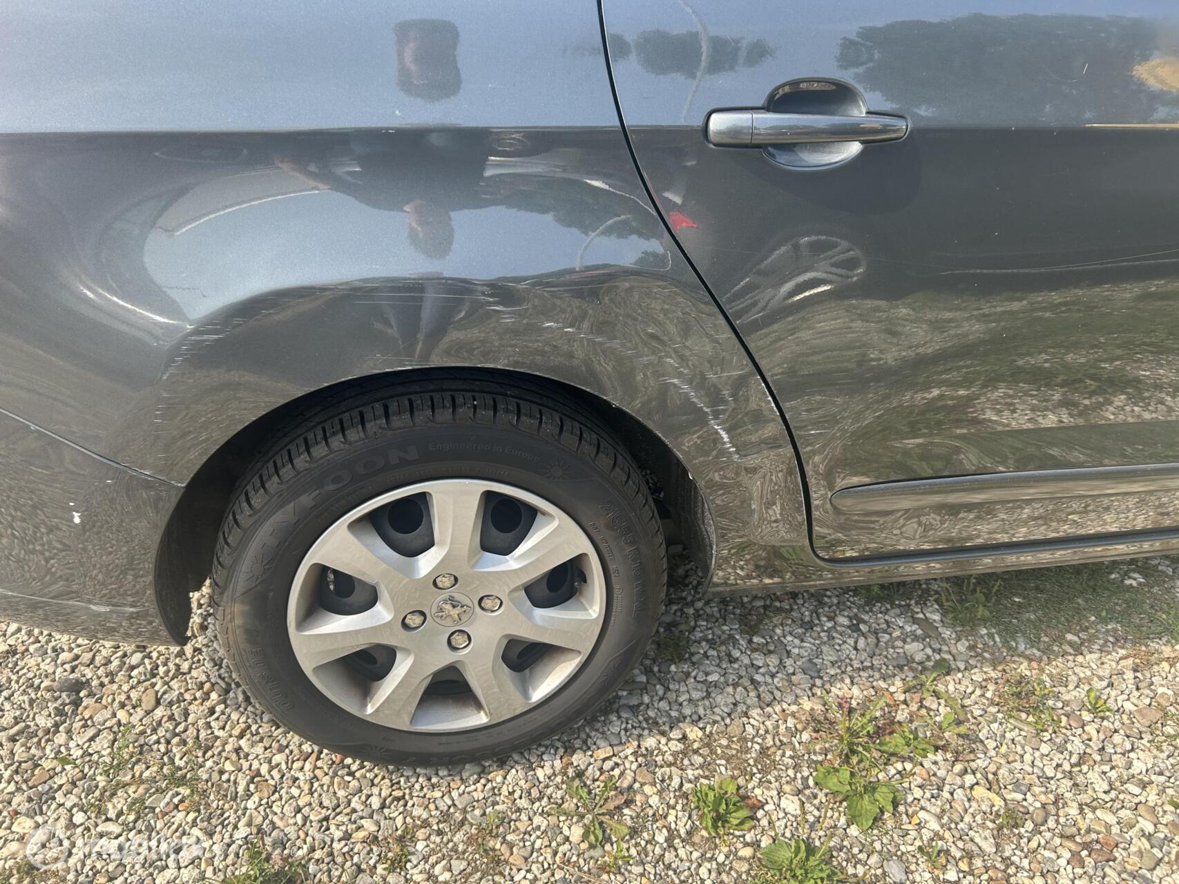 Foto van Peugeot 5008