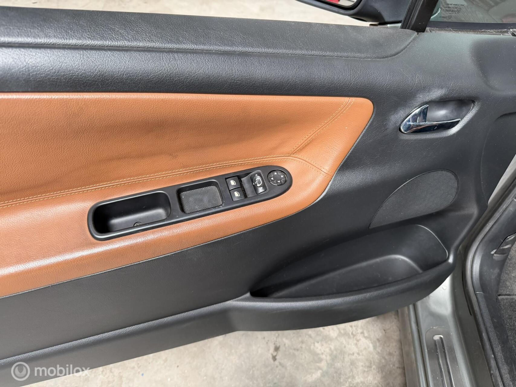 Foto van Peugeot 207 CC