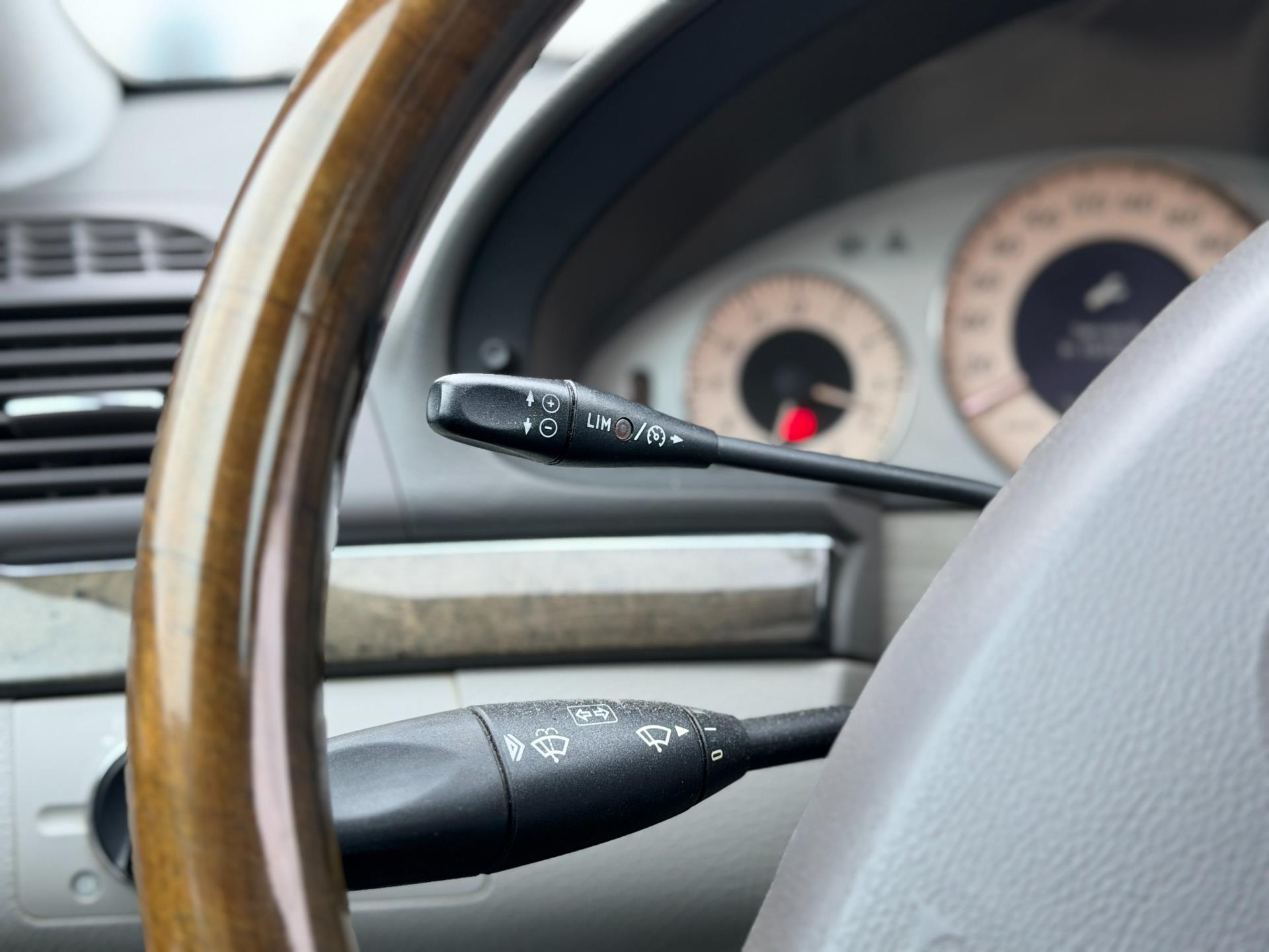 Foto van Mercedes-Benz E 500
