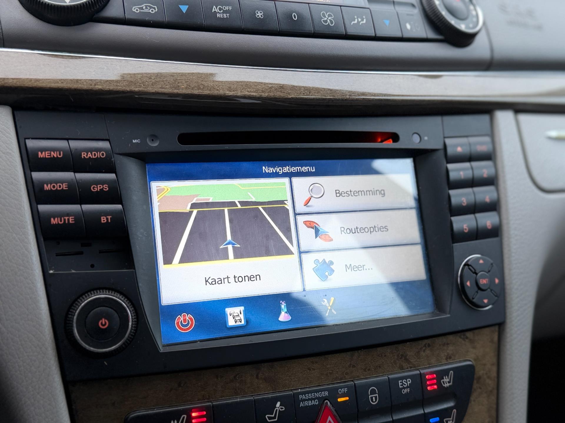 Foto van Mercedes-Benz E 500