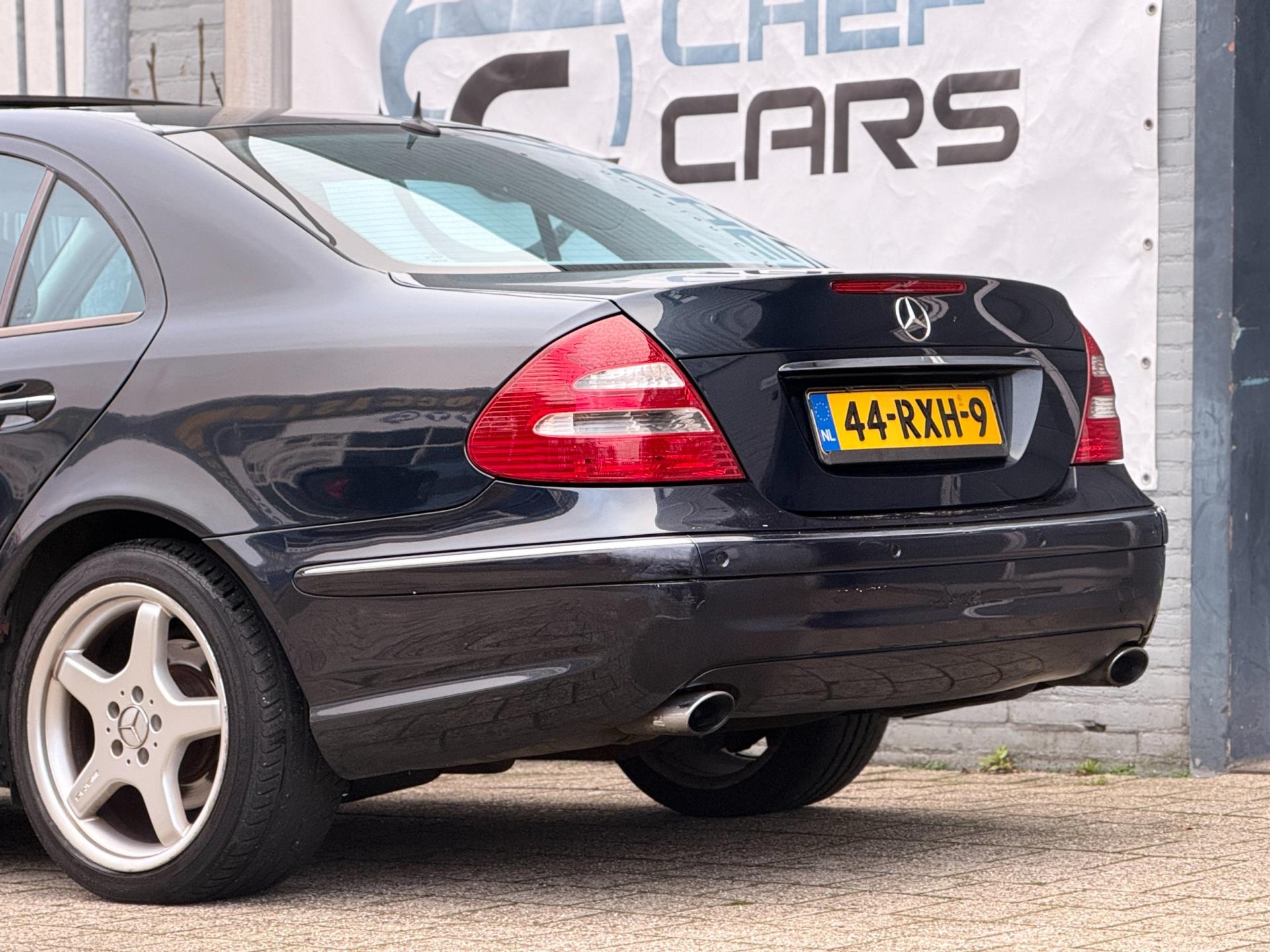 Foto van Mercedes-Benz E 500