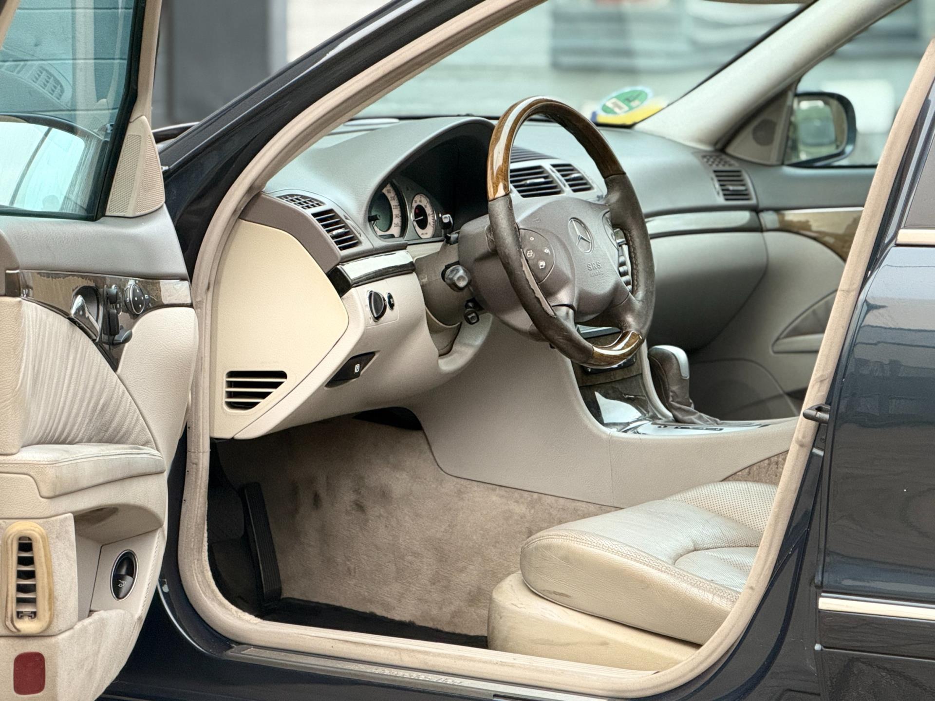 Foto van Mercedes-Benz E 500