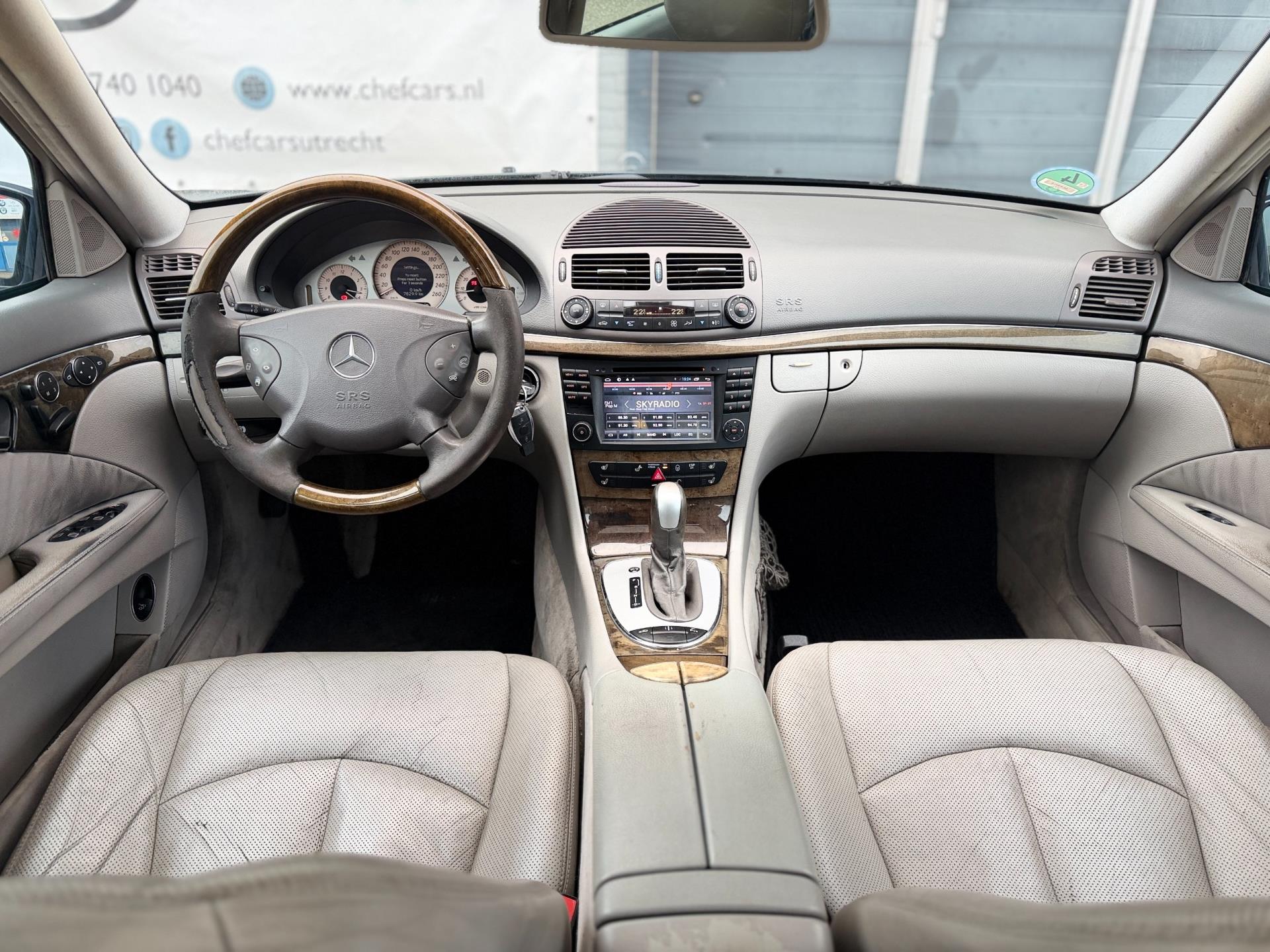 Foto van Mercedes-Benz E 500