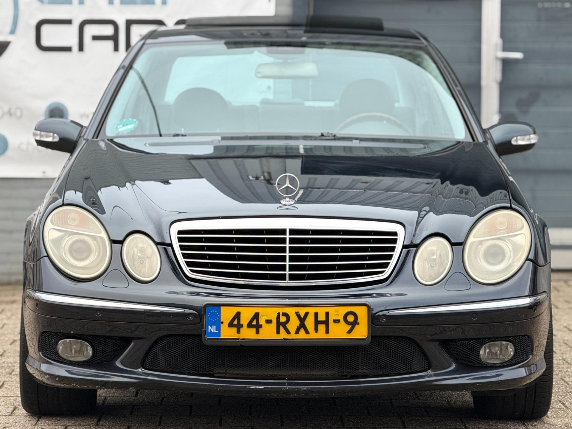 Foto van Mercedes-Benz E 500