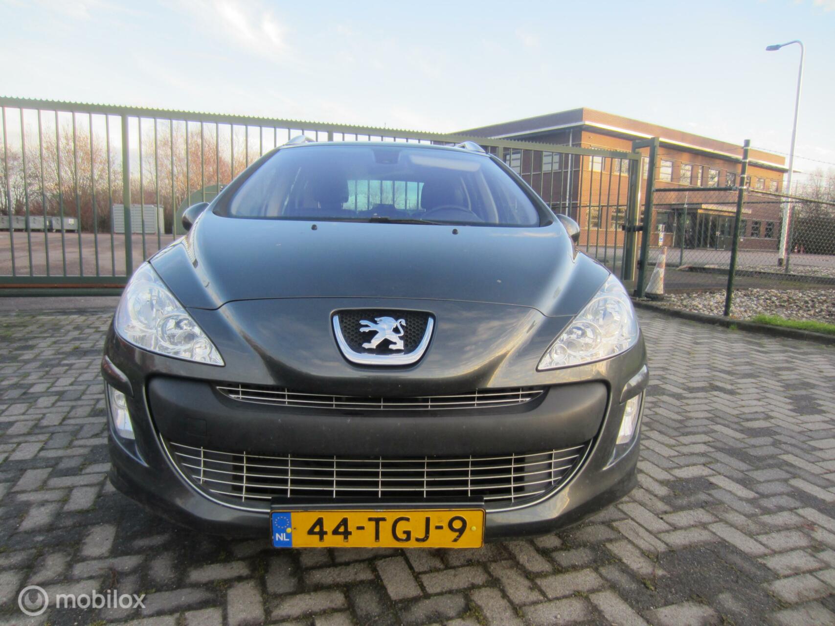Foto van Peugeot 308 SW