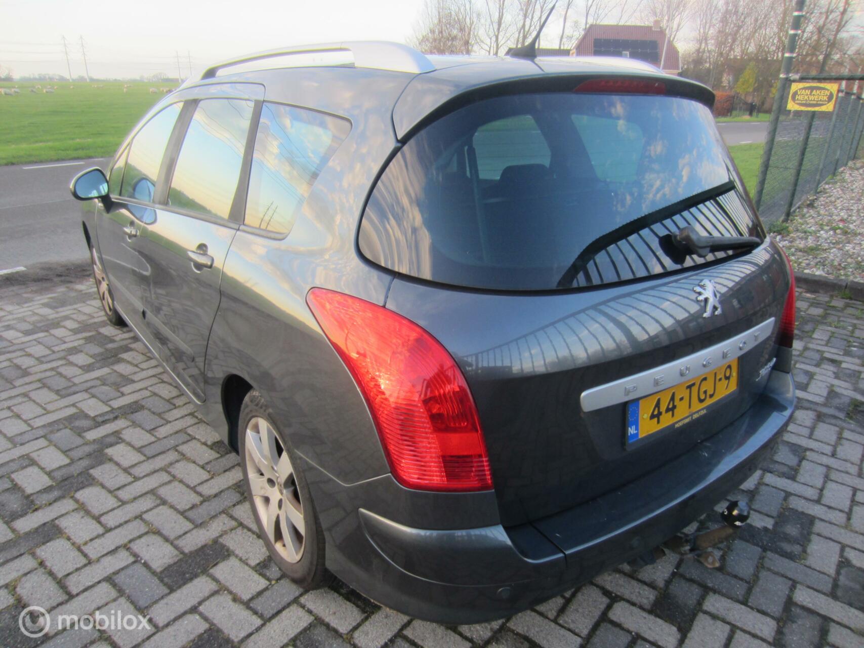 Foto van Peugeot 308 SW