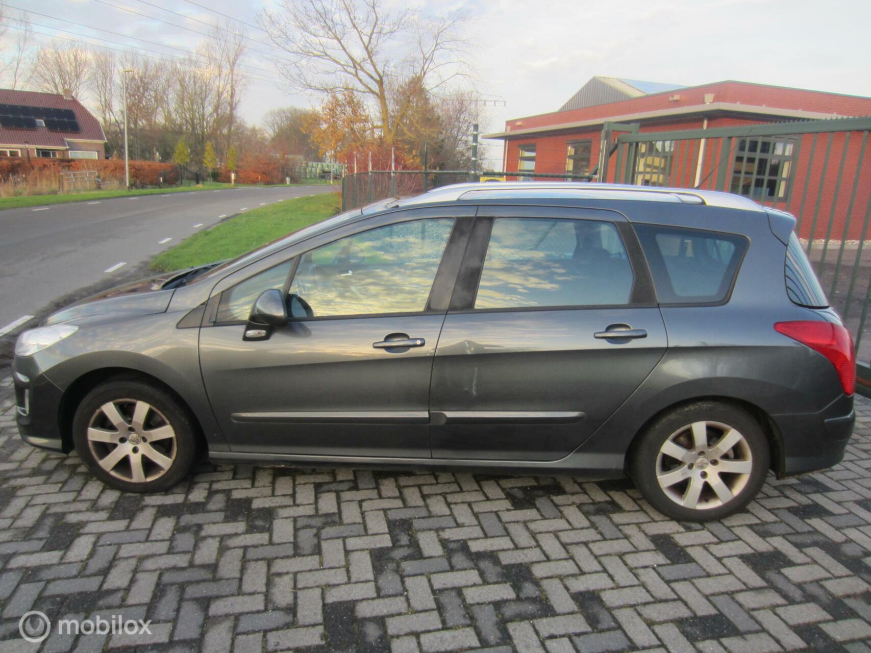 Foto van Peugeot 308 SW
