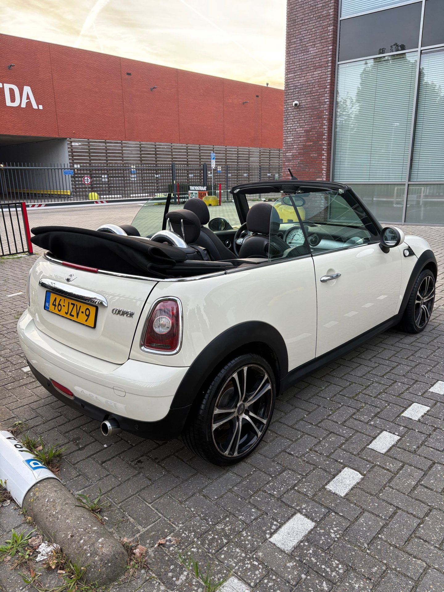 Foto van Mini Cooper Cabrio