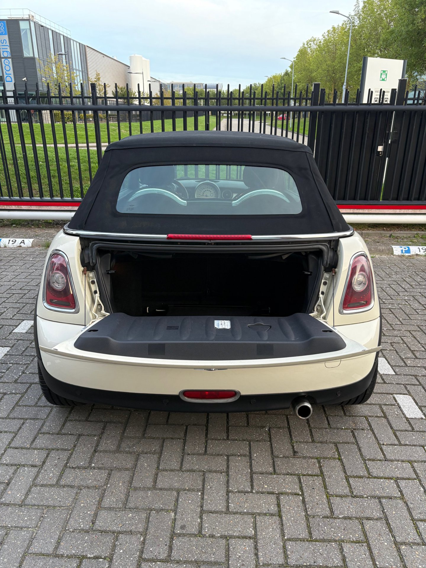 Foto van Mini Cooper Cabrio