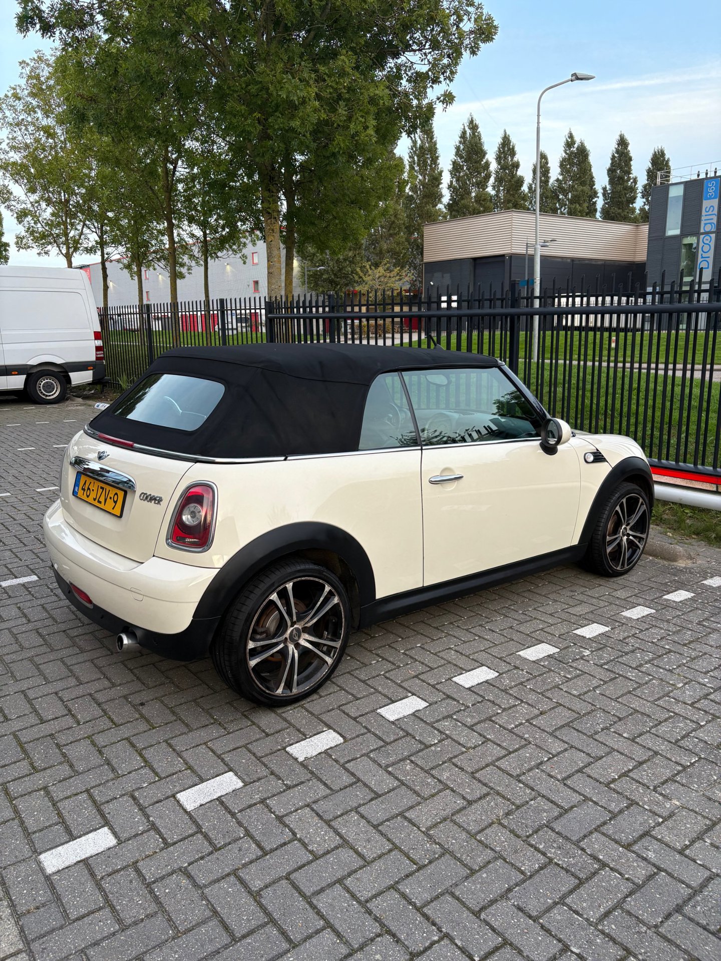 Foto van Mini Cooper Cabrio