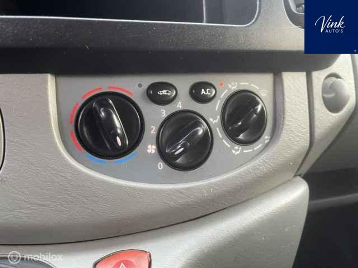 Foto van Renault Trafic T29 L1/h1 2.0 Dci 66kw E4